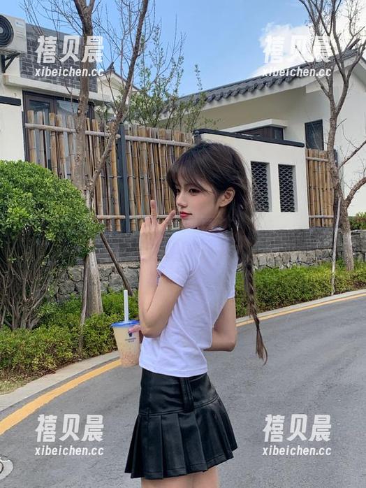 17吃瓜官网直达，瓜还没吃几口，剧情就反转了。