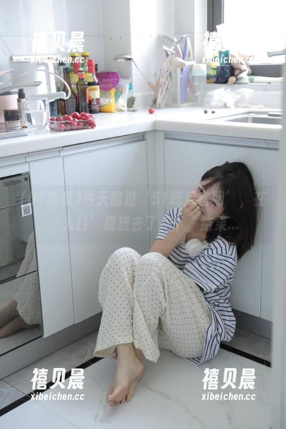 51吃瓜 今天路过‘51吃瓜官网’,在‘入口’摸进去了一下,结果...
