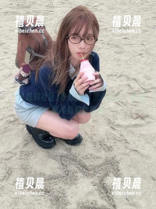 导航到51黑料社区，吃瓜新闻竟如此离奇