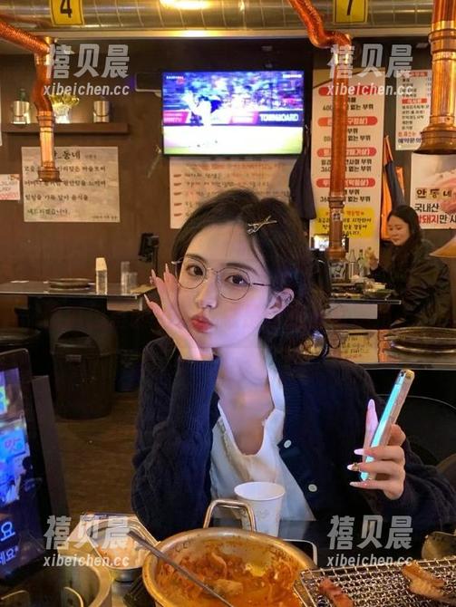 91吃瓜苹果版的“热门大”就像瓜田里的虫子，总是让我心里别扭…