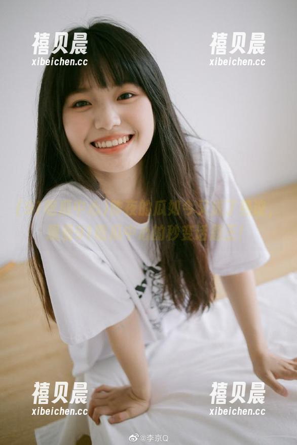 91吃瓜中心 昨夜的瓜如今又成了热议,观看91吃瓜中心的秒变话题王!