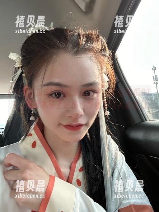 视频播放中：今日吃瓜911，旋转木马上的桃色新闻真让人心直口快！
