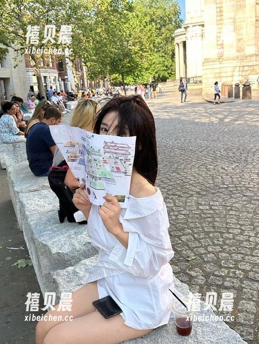 “吃瓜911”：让导航帮你找到最新的瓜，别让八卦给你迷路了！