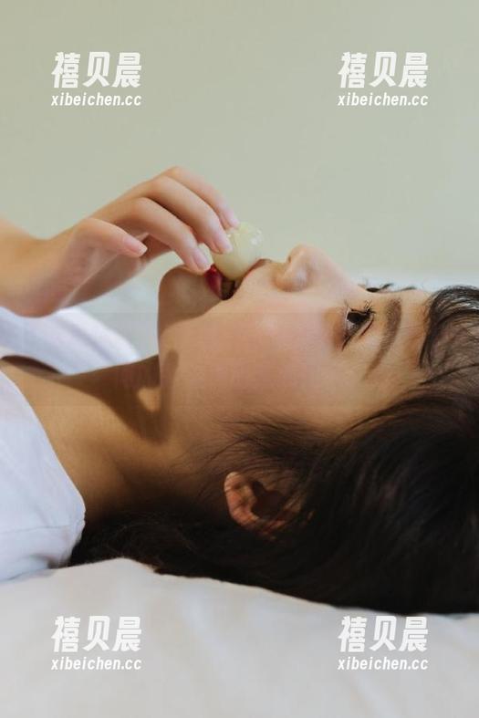 在线捕捉网红瞬间，吃瓜爆料间的暗流涌动我心如蝶。