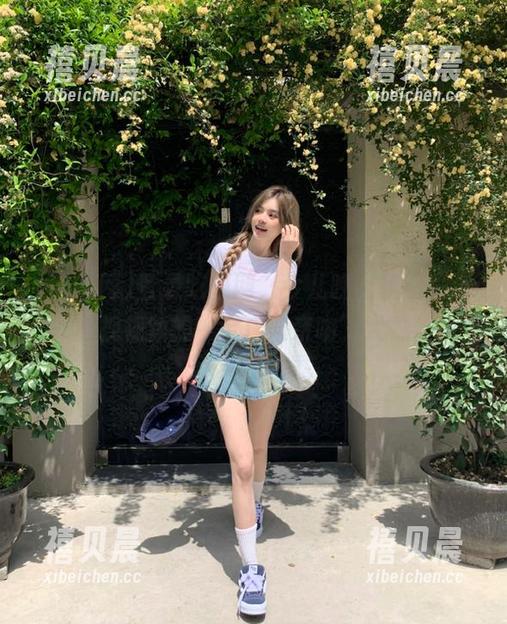 登录吃瓜网，今儿晚上就要来场影视视频的‘全广告亲吻’大赛！