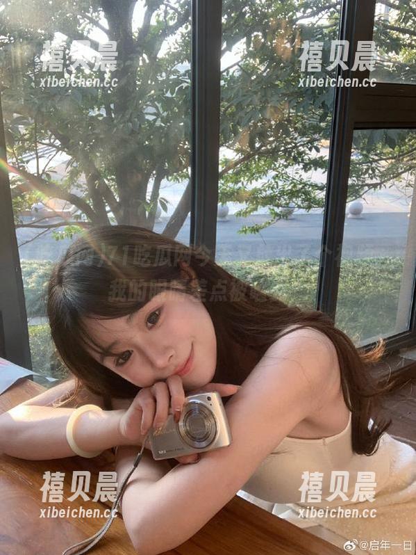 吃瓜网 71吃瓜网今天又放出了个视频,我的眼睛差点被嗑到;