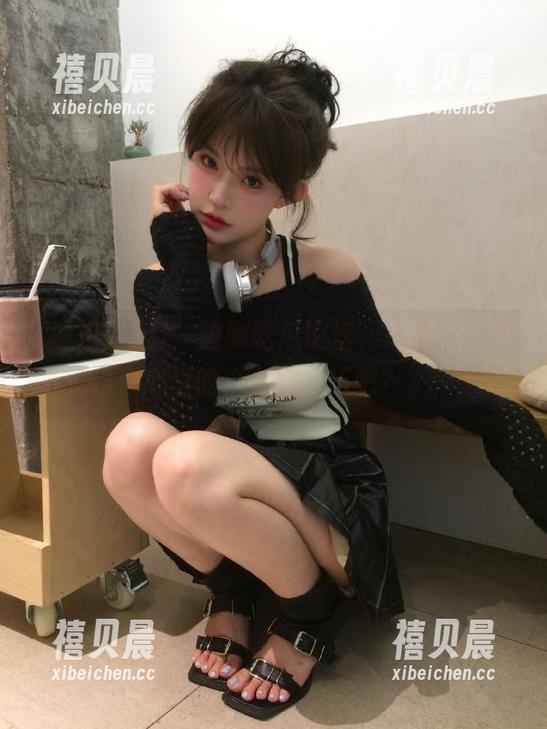 一边刷吃瓜论坛，一边分享我心里的小九九，巧吧？