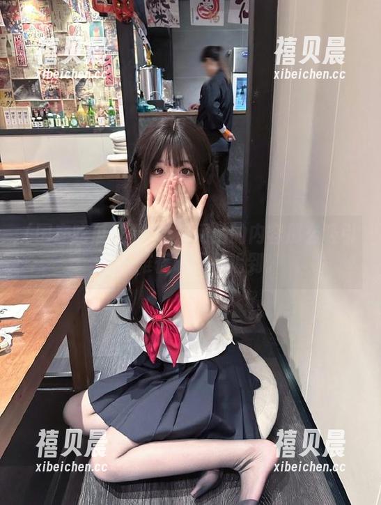 国产吃瓜网站的内容那么吸引人，难怪明天会迟到。