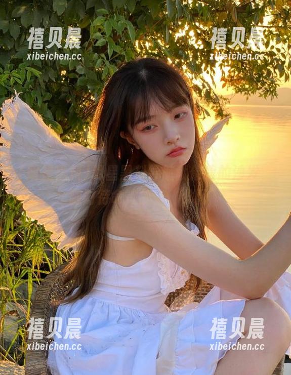 明星黑料导航就像我的沙发，随时待命等我来“休闲”