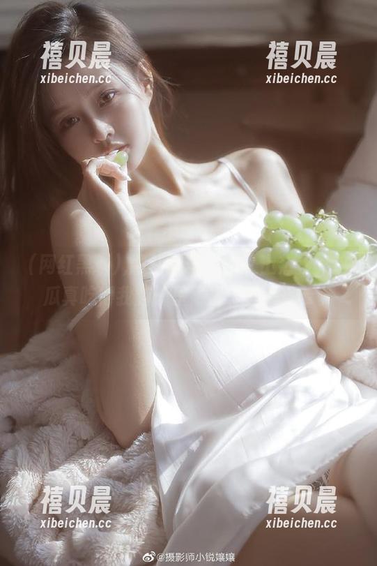 „网红黑料app又上热搜，这瓜真吃得我脑子里飞出了几朵小云。