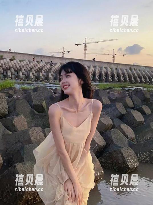 黑料不打样：屁股不坐就料不空，免费享受八卦包邮服务
