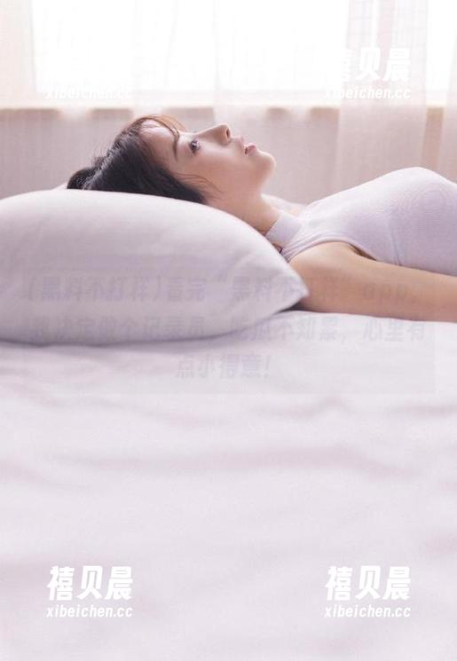 看完“黑料不打样”app，我决定做个记录员，吃瓜不知累，心里有点小得意！
