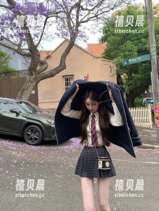 红透半边天的热点大瓜，来“黑料吃瓜网”走一条新线路！