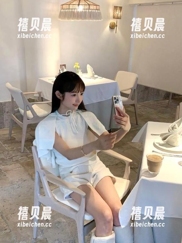 黑料正能量传送门：进入这一片，不怕迷路的吃瓜路上游！