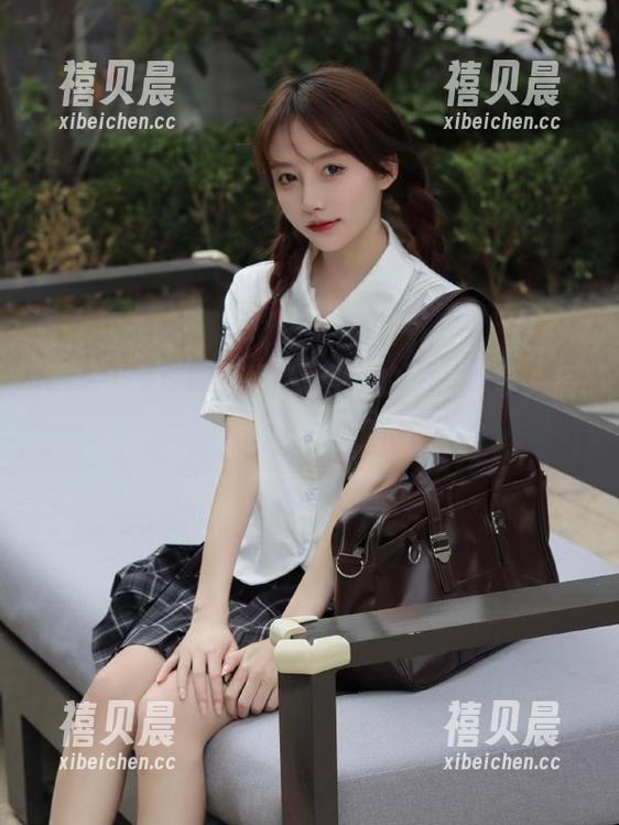 “黑料网”网页的免费分享，有时也是一种危险