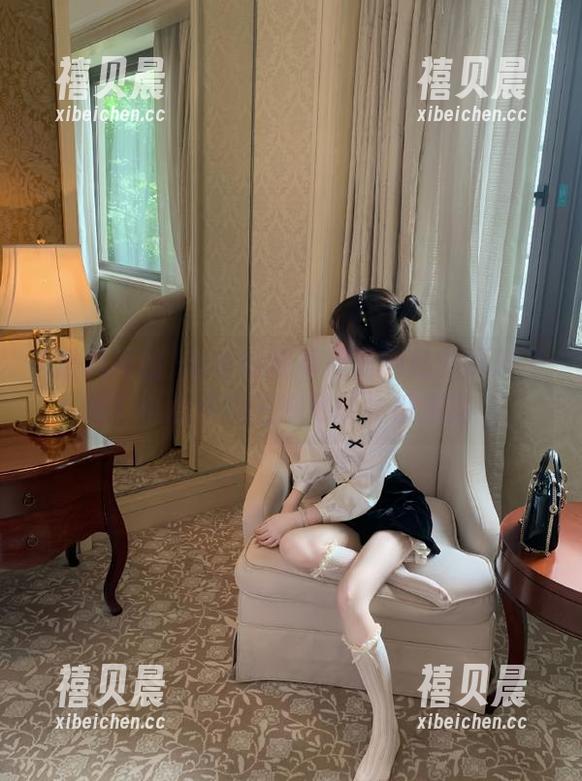 黑料网站 准备好观看黑料网站的爆料了吗?小心你的三观可能会被撩动!